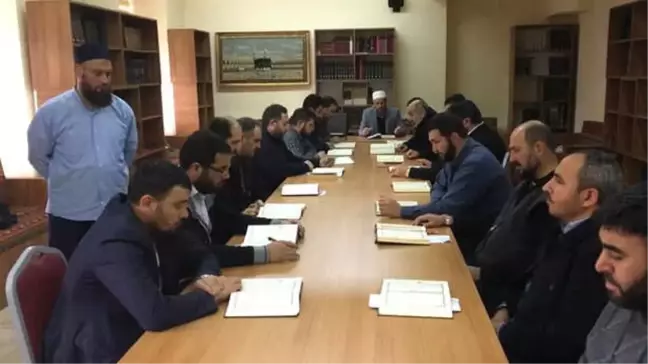 Din Görevlisi Personele Yönelik Tashîh-i Hurûf Dersleri Veriliyor