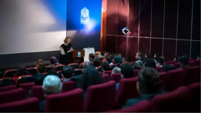Görkem Yeltan Genç Sinemacılarla Buluştu