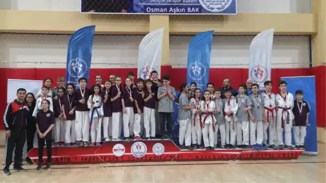 Taekwondo İl Birinciliği Yapıldı