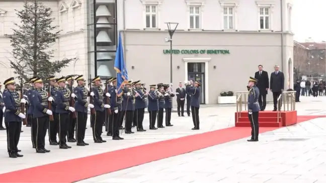 Slovenya Cumhurbaşkanı Pahor Kosova'da