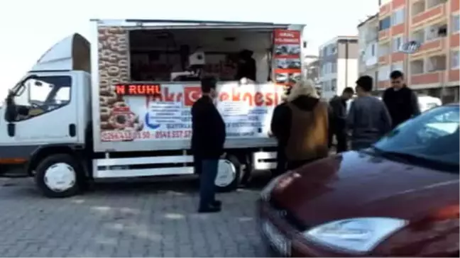 Liseli Gençler Afrin Şehitleri İçin Lokma Hayrı Yaptı