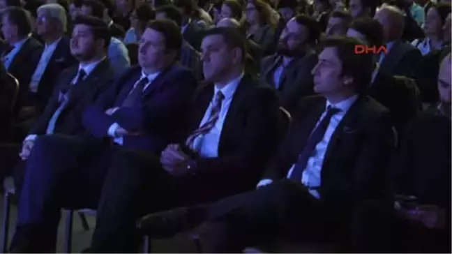 İzmir Hepsiburada'dan İzmir'de Geniş Katılımlı E-Ticaret Zirvesi