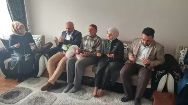 Ak Partililer Asırlık Çınarları Unutmadı