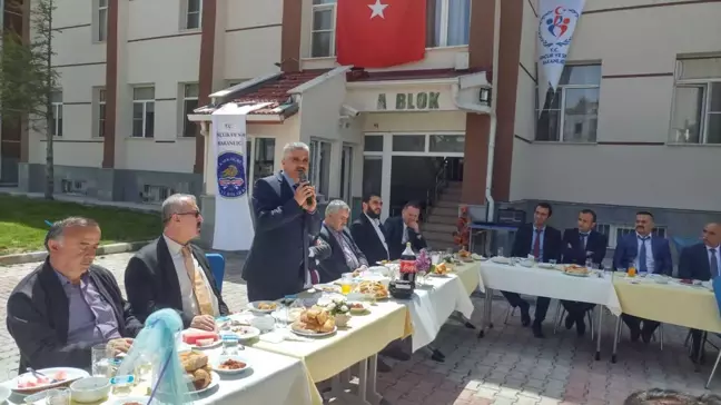 Müdür Araba'dan Başkan Gün'e Ziyaret