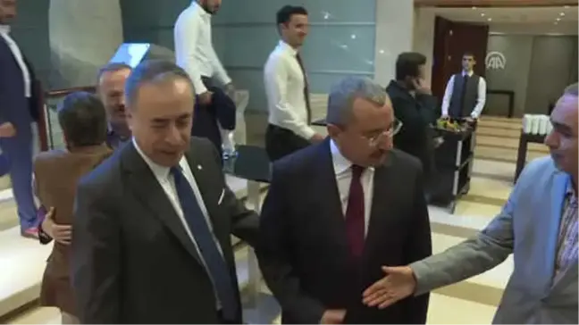 Yaşayan Efsaneler Vefa Programı