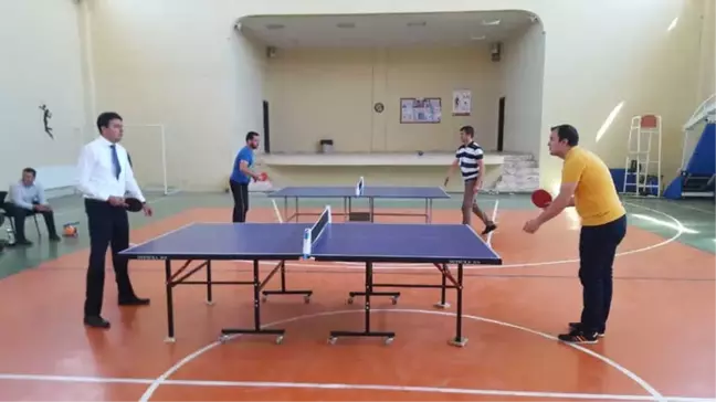 Pazarlar'da Masa Tenisi Turnuvası
