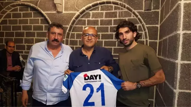 Burhan Eşer'den Abdurrahman Yakut'a Forma