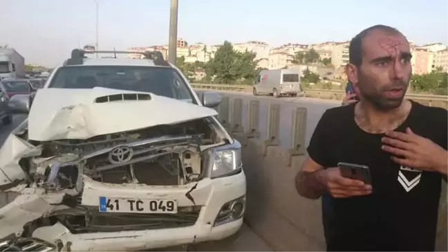 Pendik'te Zincirleme Trafik Kazası: 4 Yaralı