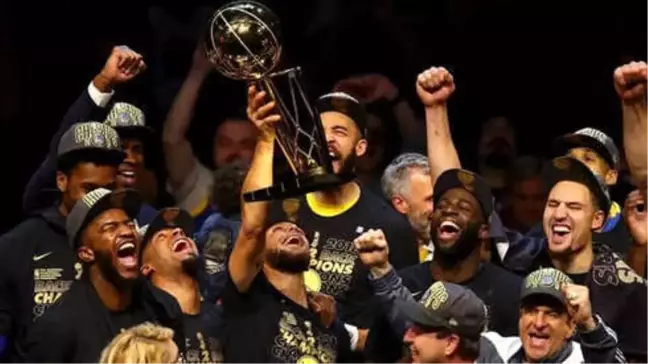 Cavaliers'ı Süpüren Warriors Bir Kez Daha Nba Şampiyonu