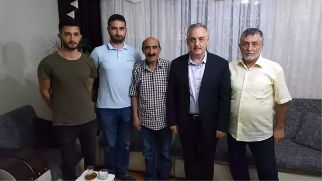 Remzi Aydın'dan, İsrail'de Alıkonulan Ebru Özkan'ın Ailesine Ziyaret