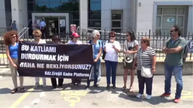 Boşanmak İstediği Kocasından Şiddet Gören Kadına Destek Eylemi