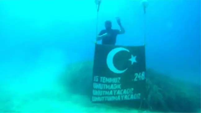 Engelli Rekortmen Dalgıç Esmeray Bu Kez 15 Temmuz Şehitleri İçin Daldı