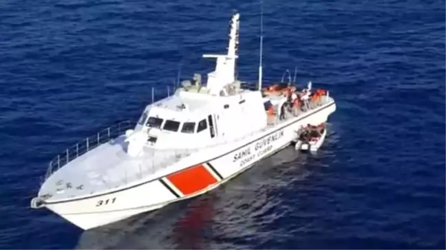 Kuşadası Körfezi'nde 15 Kaçak Göçmen Yakalandı