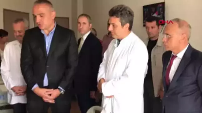Sakarya Bakan Ersoy'dan Can Gürzap'a Geçmiş Olsun Ziyareti