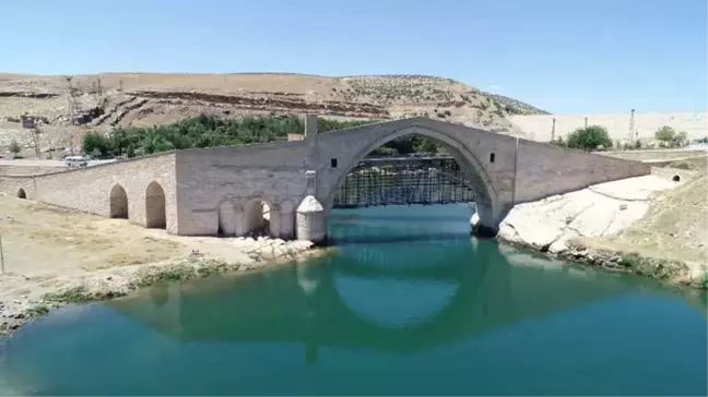 Tarihin Eskitemediği Köprü: Malabadi