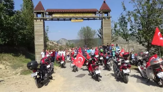 Motor Tutkunları Emet'in Kurtuluş Gününde Buluştu