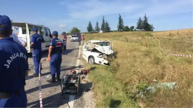 Kırklareli'de 2 Otomobil Çarpıştı: 4 Ölü
