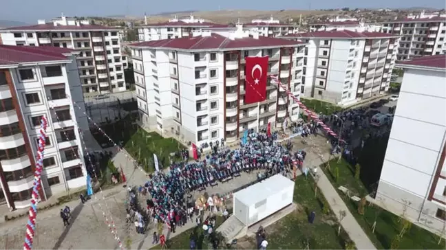 Suluova'da 670 TOKİ Konutunun Anahtarlarının Teslimi Yapıldı