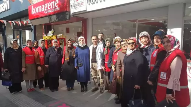 AK Parti'li Kadınlardan Kan Bağışı