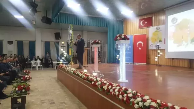 Simav'da ' Peygamberimiz ve Gençlik ' Konferansı