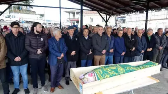 Phuket'te, Motosiklet Kazasında Ölen Zehra, Trabzon'da Toprağa Verildi