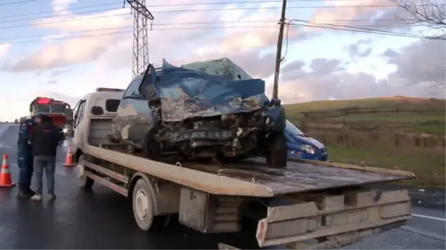 Arnavutköy'de Trafik Kazası: 2 Yaralı