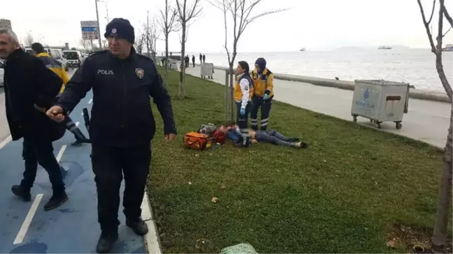 Zeytinburnu Sahili'nde Boğazından Bıçaklanan Yabancı Uyruklu Kişi Hayatını Kaybetti