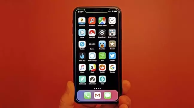 Türk Tasarımcının İphone'unuzda Görmek İsteyeceğiniz Kalitedeki İos 13 Konsepti