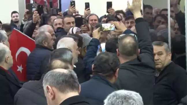 İsmail Erdem Kayışdağı'nda Coşkuyla Karşılandı