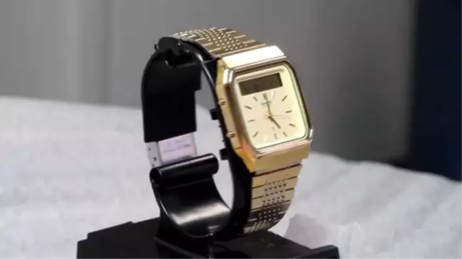 Casio'nun 35 Yıl Önce Ürettiği Dokunmatik Ekranlı Kol Saati: At-552 Janus