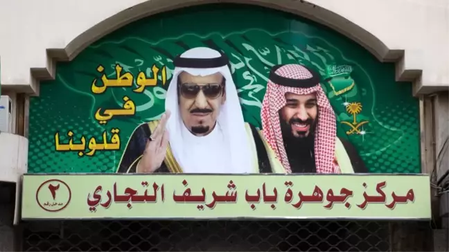 Guardian: Suudi Arabistan Kralı ve Veliaht Prensi'nin Aralarının Açık Olduğuna Dair Söylentiler...