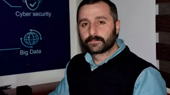 Mikrodenetleyici Eğitim Kartı Ürettiler