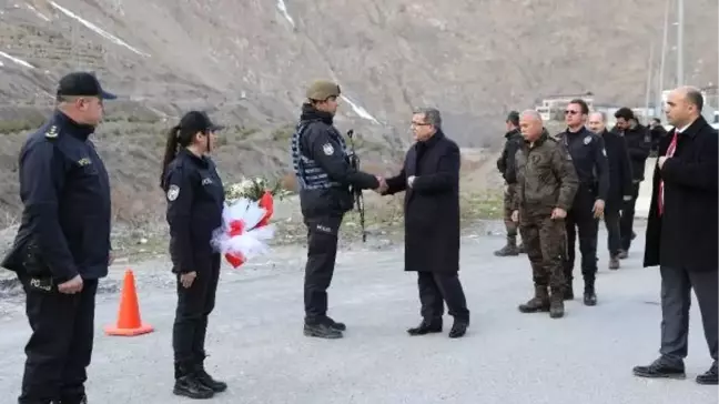 Emniyet Genel Müdürü Uzunkaya, 37 Yıl Önce Komiser Olarak Görev Yaptığı Hakkari'ye Geldi