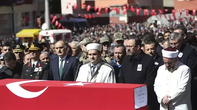 Şehit Piyade Uzman Çavuş Temel Son Yolculuğuna Uğurlandı