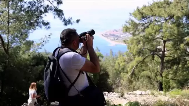 Paraşüt Tutkunları Alatepe'de Gökyüzüyle Buluşuyor