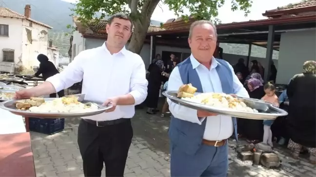 Çiftçilerin Bu Hayrı Bir Asırdır Devam Ediyor