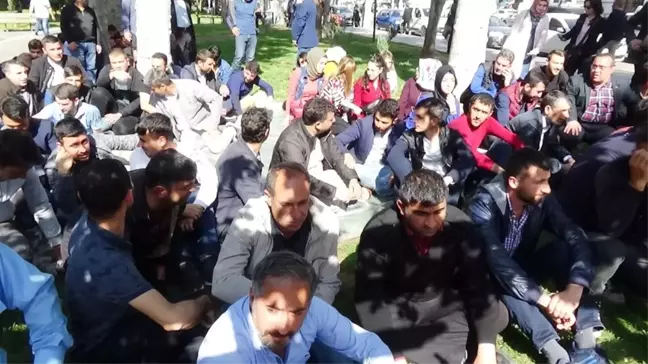 Sur Belediyesi'nden Çıkarılan İşçilerin Bekleyişi Sürüyor