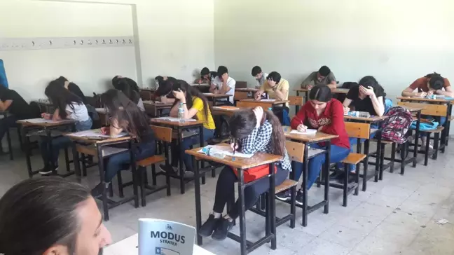 Samandağ Belediyesi'nden Lise Son Sınıf Öğrencilerine Ücretsiz Deneme Sınavı