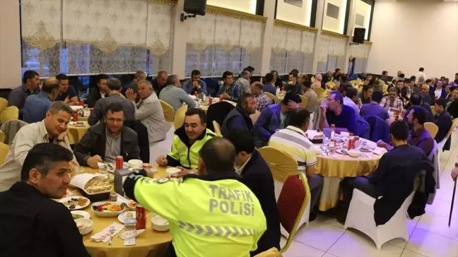 İl Özel İdare ve Buruciye AŞ Personeli İftarda Bir Araya Geldi