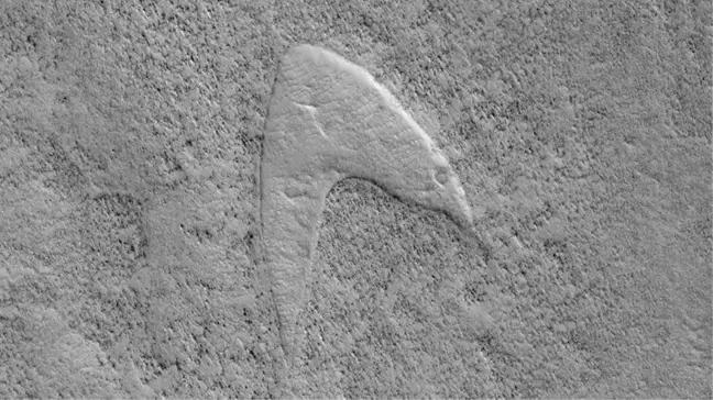 Mars'a Işınla Beni Scotty: Mars'ta Star Trek Amblemine Benzeyen Yapı Bulundu