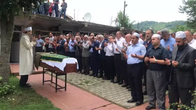 Bartın'daki selde hayatını kaybeden yaşlı adam defnedildi
