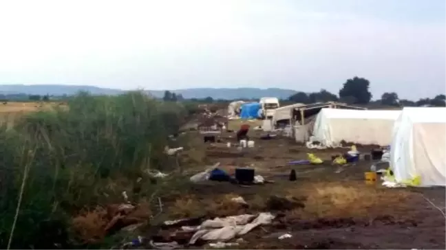 İzmir'de üzerlerine yıldırım düşen baba ve kızı öldü (2)