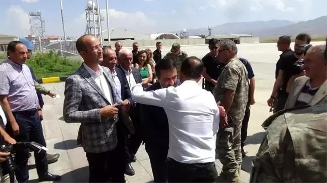 Kaymakam Kendüzler Yüksekova'dan ayrıldı