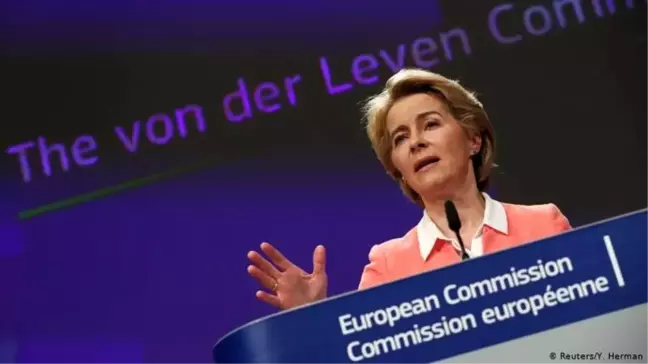 AB Von der Leyen'in adaylarını onayladı