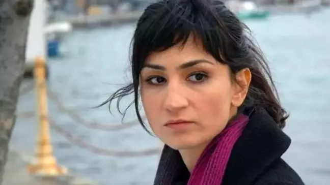 Devin Özgür Çınar kimdir? Devin Özgür Çınar biyografi