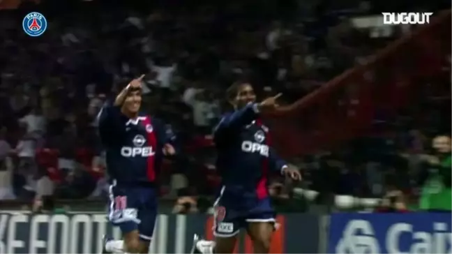 Jay-Jay Okocha'nın Bir Zamanlar Lyon Ağlarını Sarstığı Gol