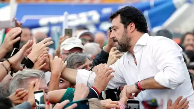 İtalya'da aşırı sağcı Matteo Salvini Türk fındığını hedef aldı