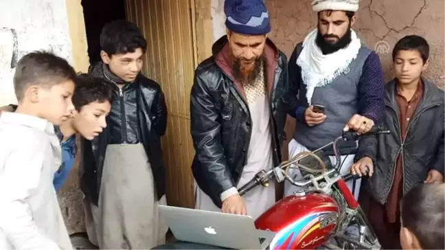 Pakistan'daki Afgan mülteciler AA'nın