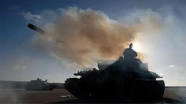 Libya'da Misrata kenti Trablus'u ele geçirmeye çalışan Hafter güçlerine karşı seferberlik ilan etti