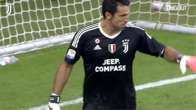 Buffon'un 3-0'lık Cagliari Maçında Kurtardığı Penaltı